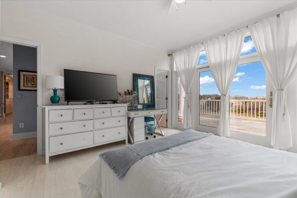 11-780_5097 11-780_5097